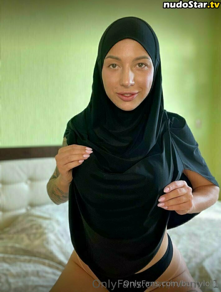 BustylolaVIP / bustylola / bustylola.madrid Слитое Обнаженное Фото OnlyFans #474